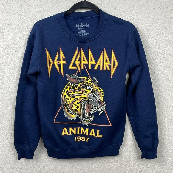New Def Leppard Crewneck Sweatshirt Adult Band Rock Music Animal 1987 Blue Sz XS - Picture 1 of 5